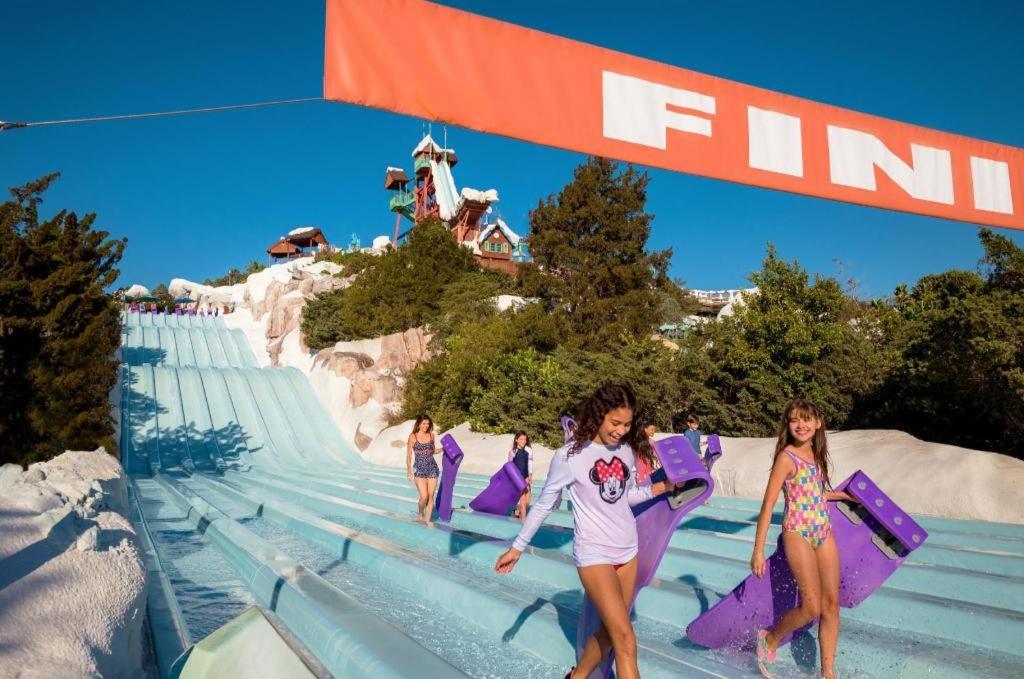 Disney'S All-Star Sports Resort Celebration Exteriör bild